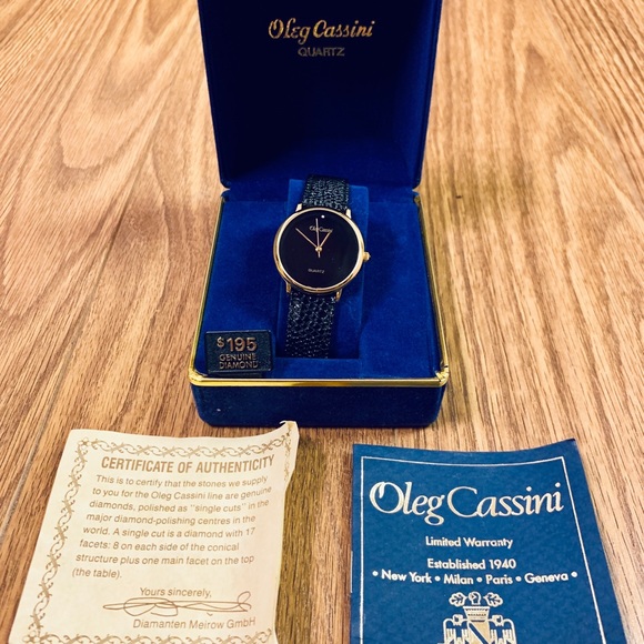 Black Quartz Diamond Watch - Picture 3 of 3